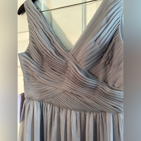 NWT BHLDN Anthro XS Kia Sleeveless Maxi Bridesmaid Dress Fog Chiffon VNeck Ruche - Picture 5 of 16